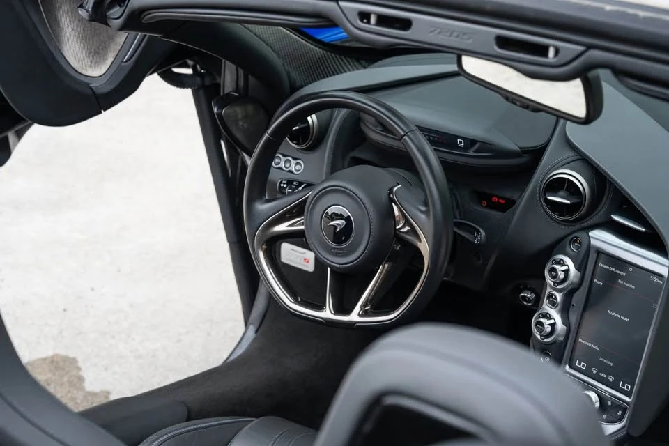 2020 McLaren 720S Spider - Image 14 of 15