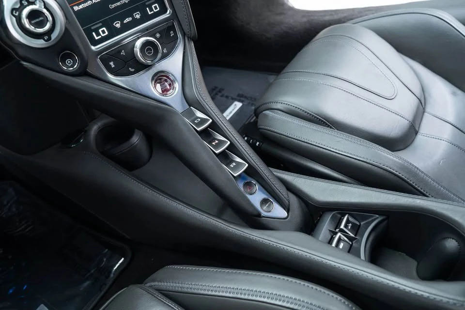 2020 McLaren 720S Spider - Image 16 of 18