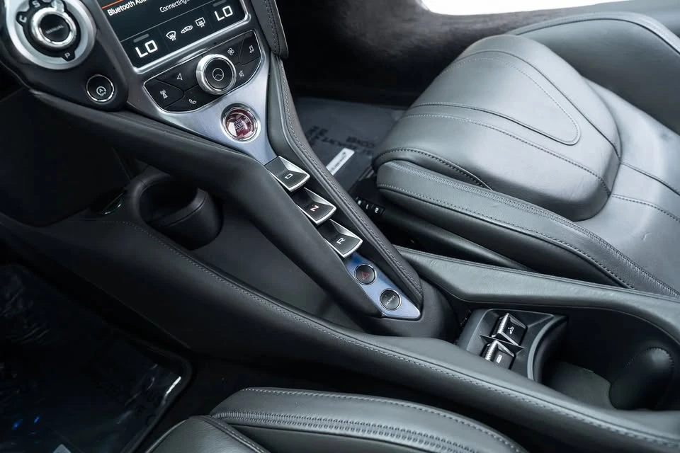 2020 McLaren 720S Spider - Image 17 of 20