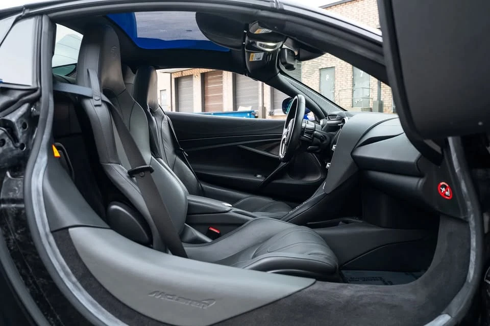 2020 McLaren 720S Spider - Image 19 of 20