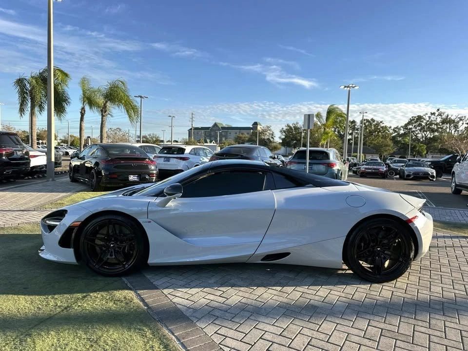 2020 McLaren 720S - Image 2 of 9