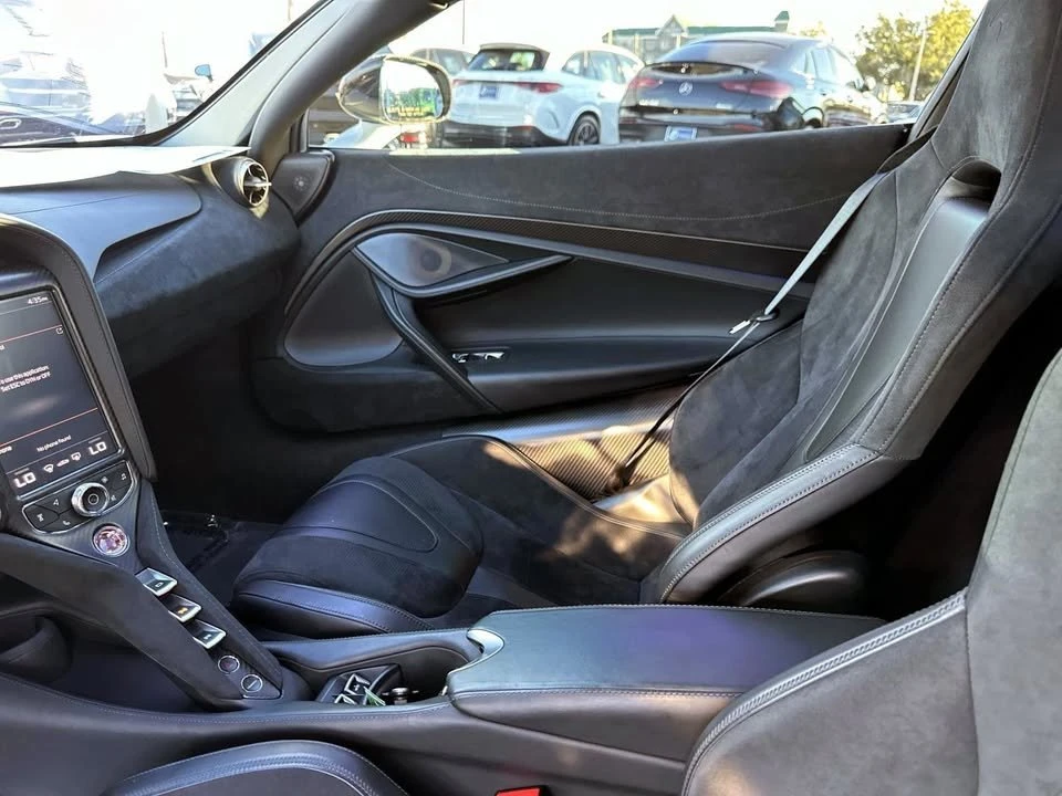 2020 McLaren 720S - Image 8 of 9