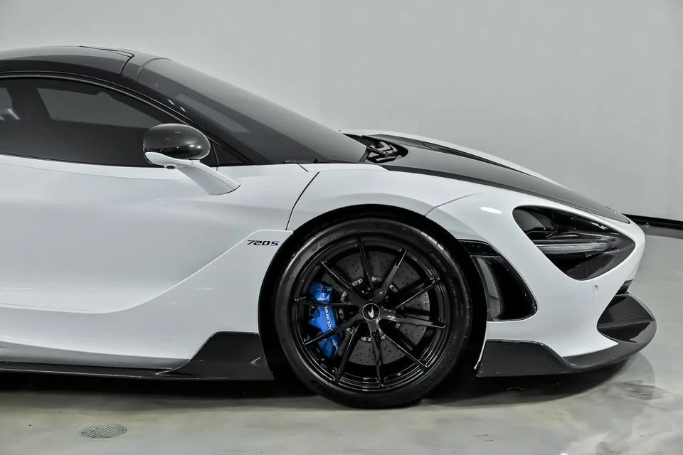 2020 McLaren 720S - Image 19 of 20