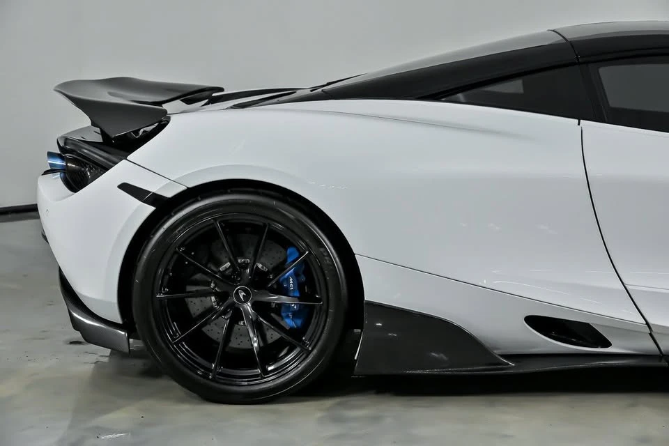 2020 McLaren 720S - Image 17 of 20