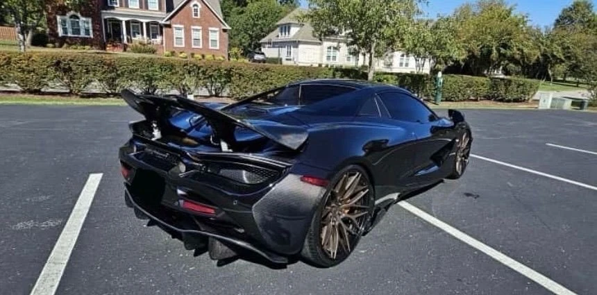 2020 McLaren 720S - Image 16 of 19