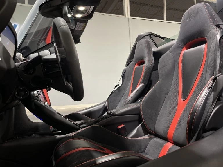 2020 McLaren 720S Spider - Image 7 of 13