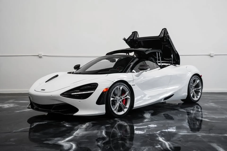 2020 McLaren 720S Spider - Image 2 of 20