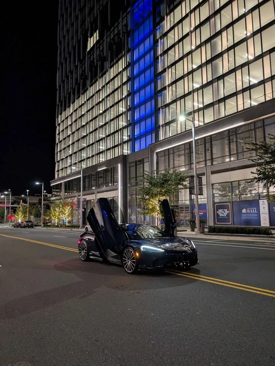 2020 McLaren GT - Image 9 of 15