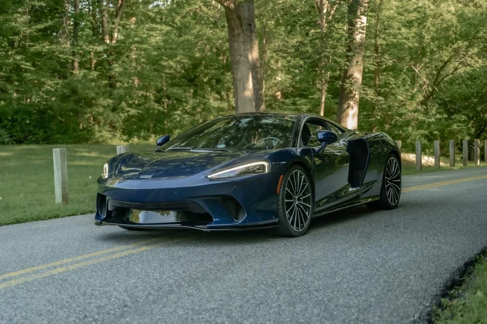 2020 McLaren GT - Image 2 of 15