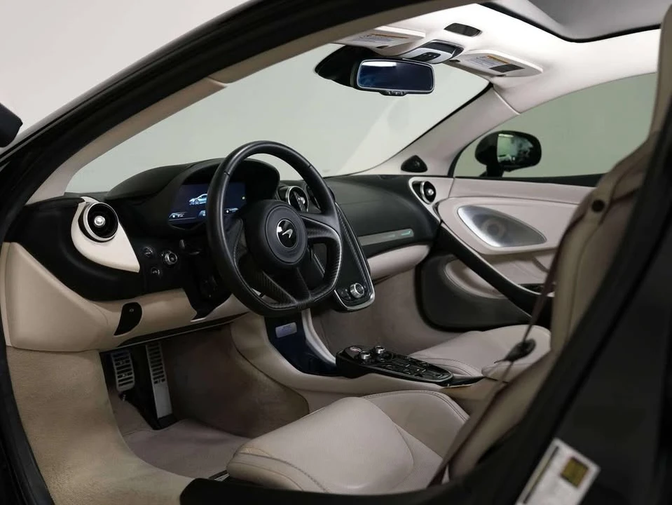 2020 McLaren GT - Image 9 of 20