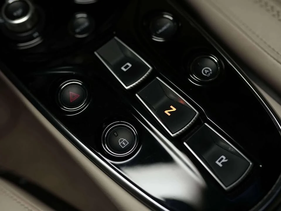 2020 McLaren GT - Image 16 of 20