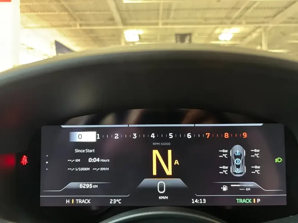 2020 McLaren GT - Image 17 of 20