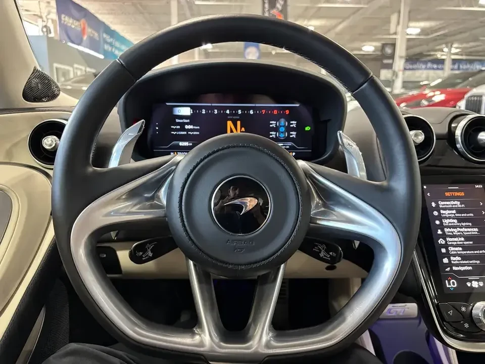 2020 McLaren GT - Image 16 of 20
