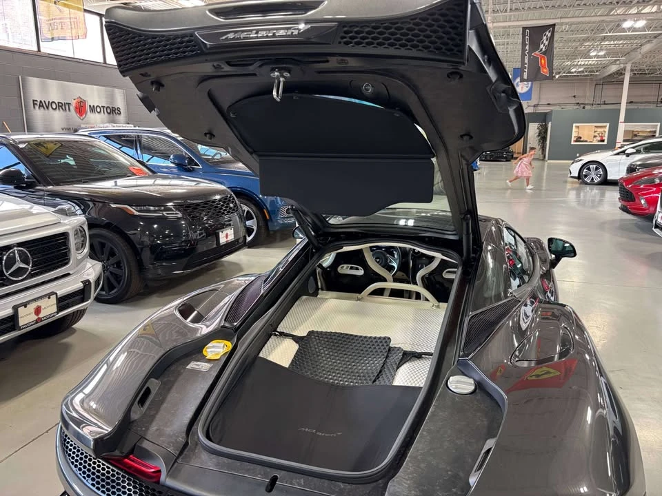 2020 McLaren GT - Image 14 of 20