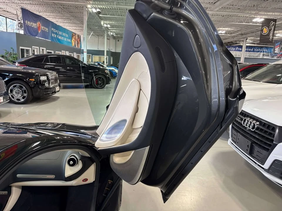 2020 McLaren GT - Image 19 of 20