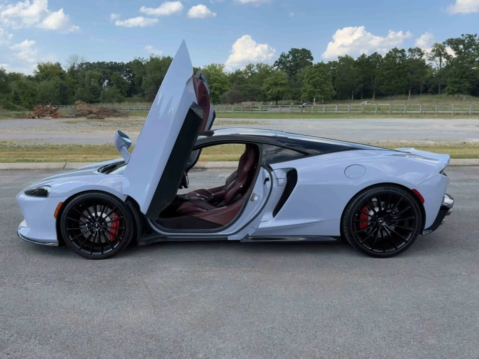2020 McLaren GT - Image 9 of 20