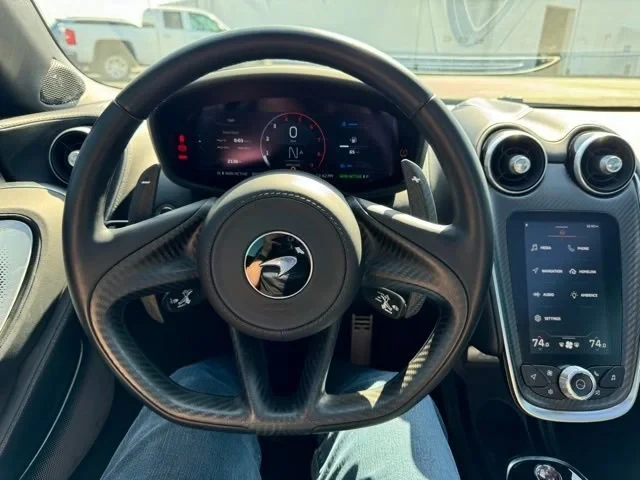 2020 McLaren GT - Image 14 of 16