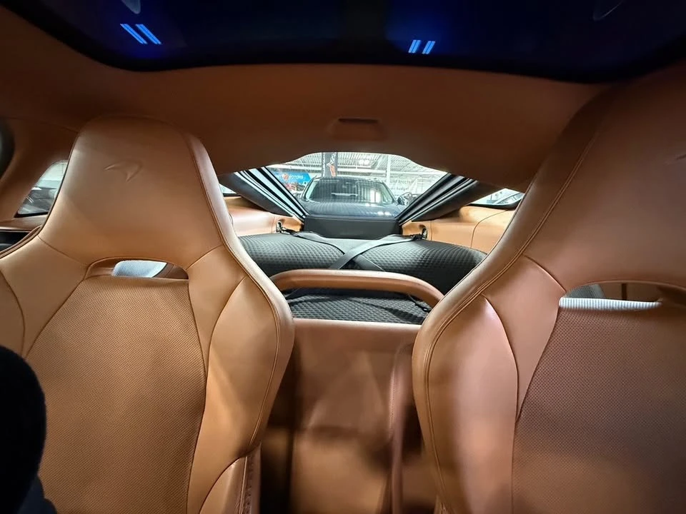 2020 McLaren GT - Image 7 of 12