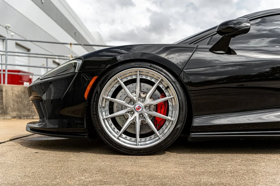 2020 McLaren GT - Image 13 of 21