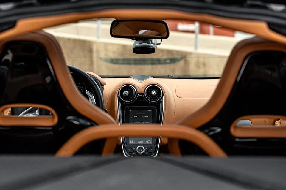 2020 McLaren GT - Image 11 of 21