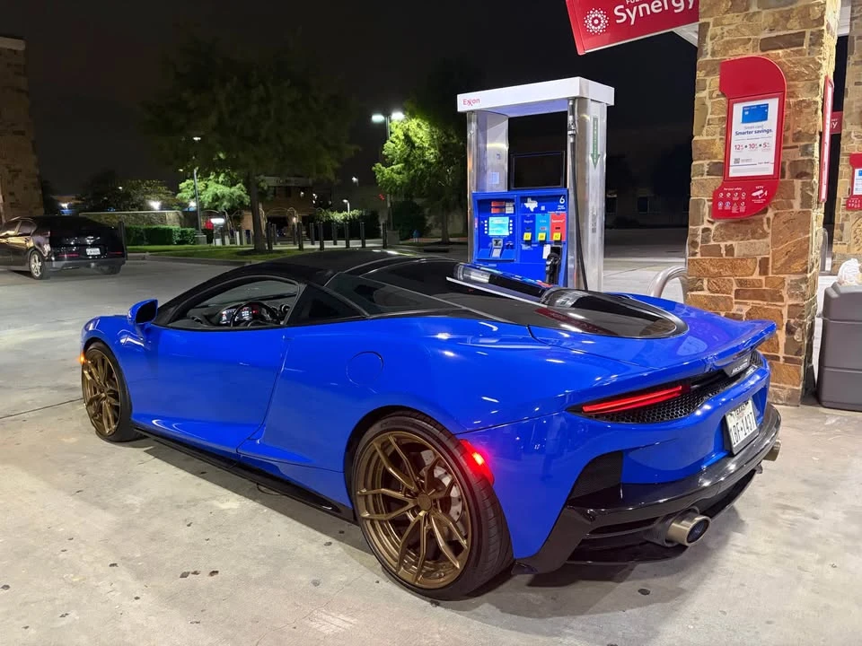 2020 McLaren GT - Image 2 of 5
