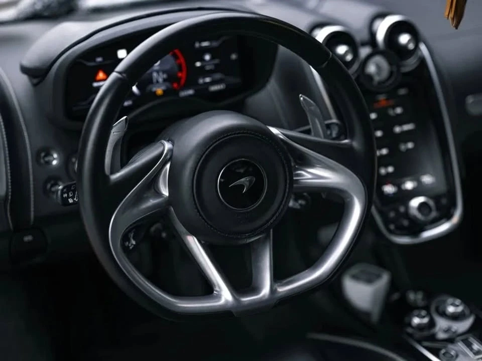 2020 McLaren GT - Image 8 of 10
