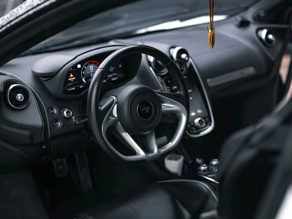 2020 McLaren GT - Image 6 of 10