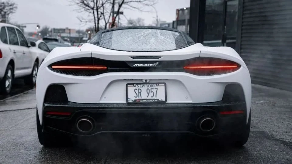 2020 McLaren GT - Image 3 of 10