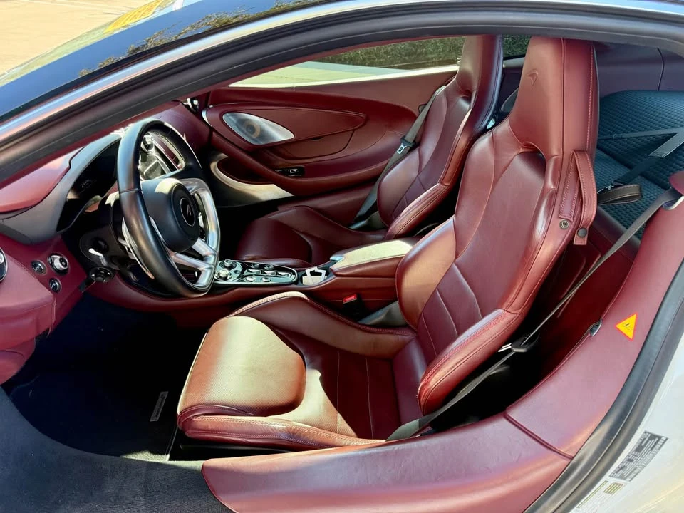 2020 McLaren GT - Image 7 of 10