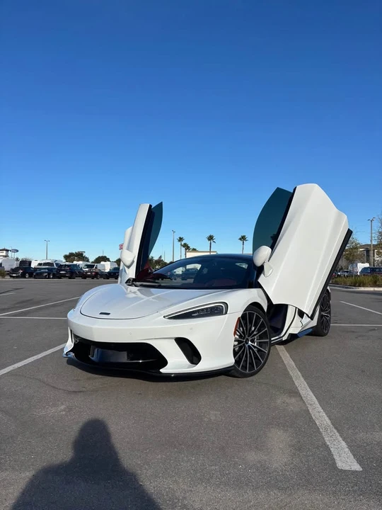 2020 McLaren GT - Image 5 of 8