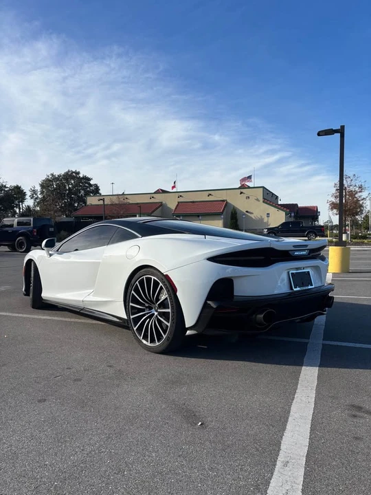 2020 McLaren GT - Image 2 of 8