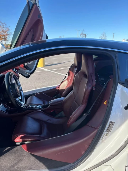 2020 McLaren GT - Image 7 of 8