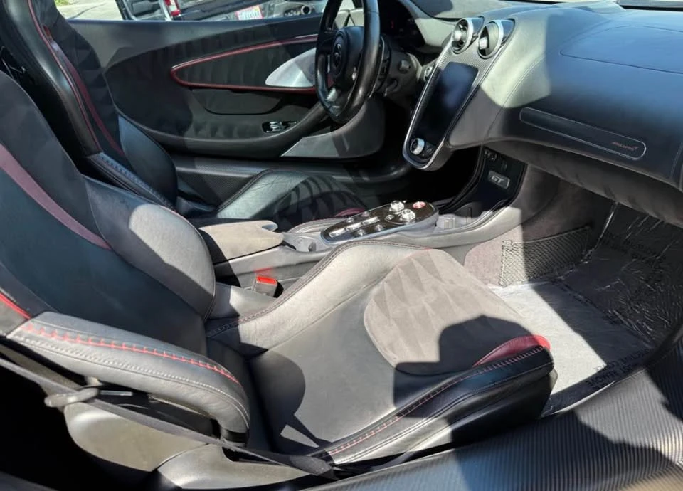 2020 McLaren GT - Image 9 of 11