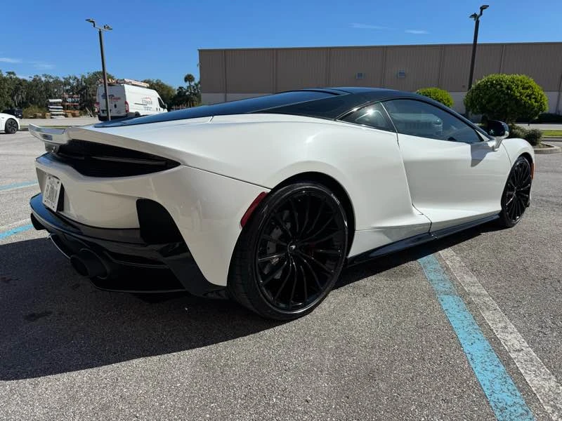 2020 McLaren GT - Image 12 of 21