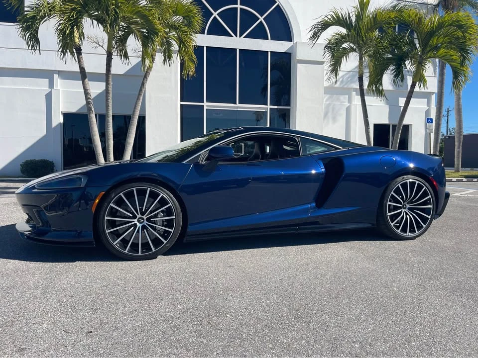 2020 McLaren GT - Image 2 of 20