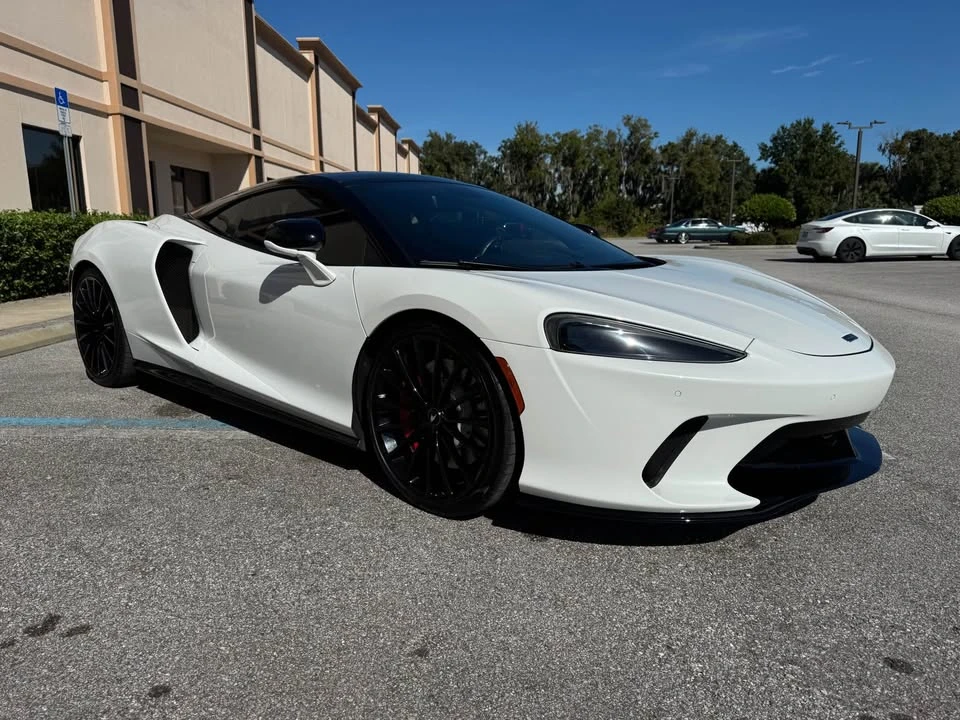 2020 McLaren GT - Image 3 of 10