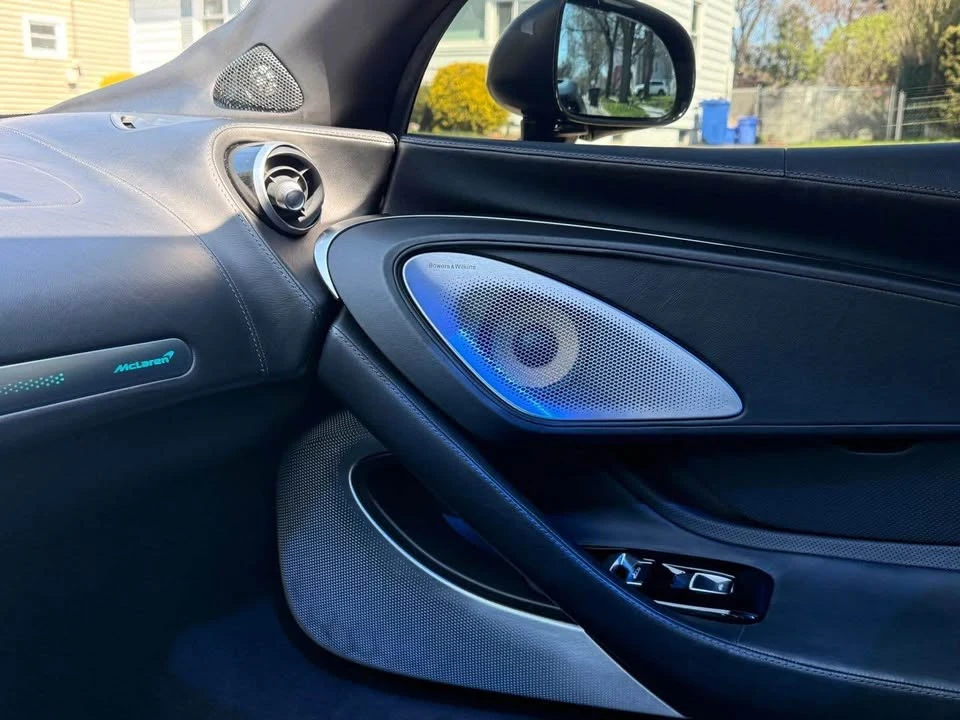 2020 McLaren GT - Image 16 of 19