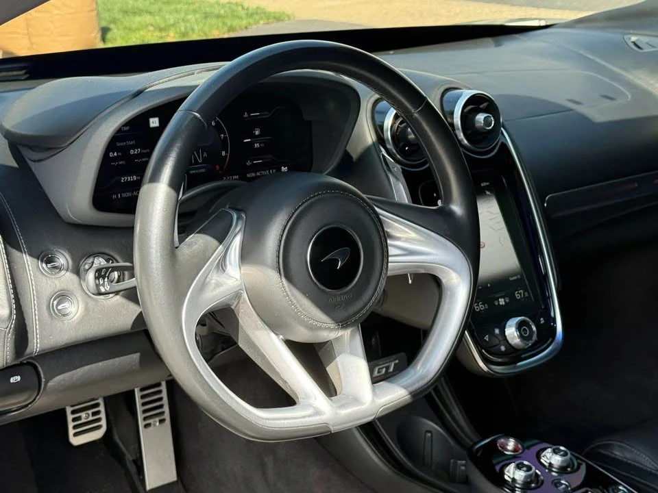 2020 McLaren GT - Image 14 of 19
