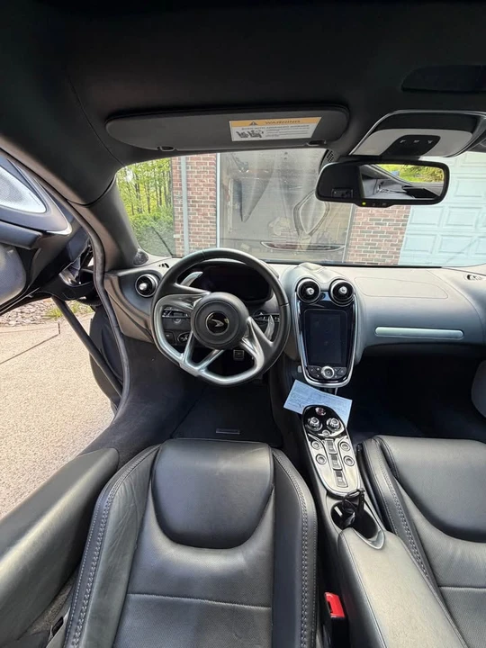 2020 McLaren GT - Image 9 of 14