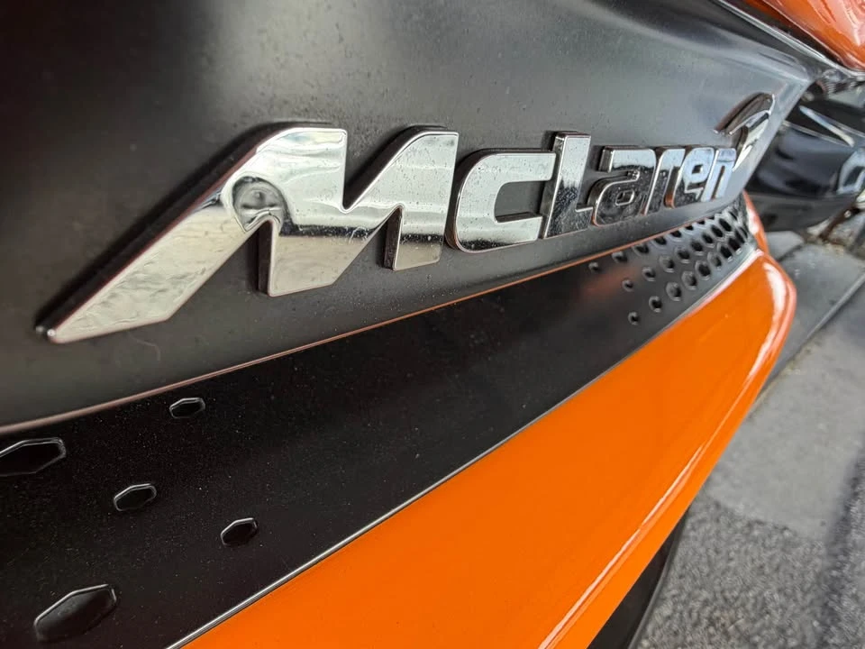 2020 McLaren GT - Image 16 of 18