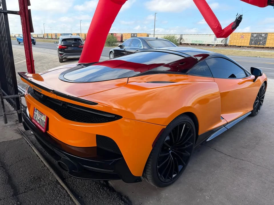 2020 McLaren GT - Image 4 of 18