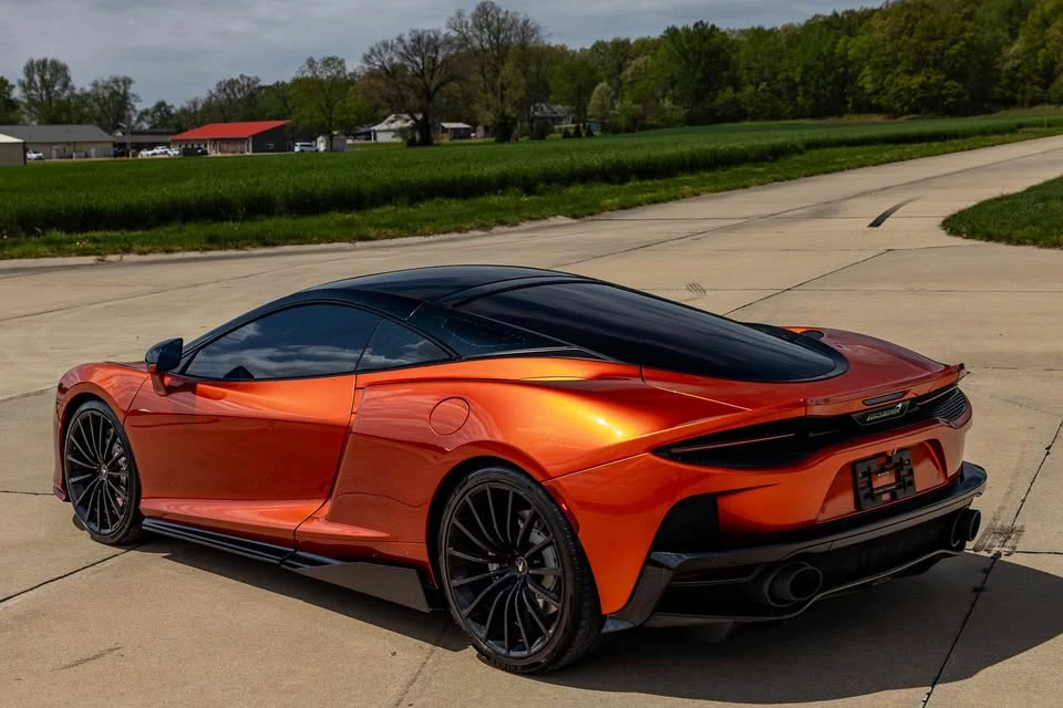 2020 McLaren GT - Image 6 of 15