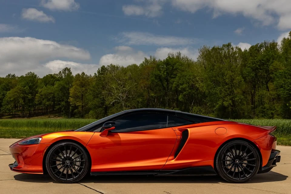 2020 McLaren GT - Image 4 of 15