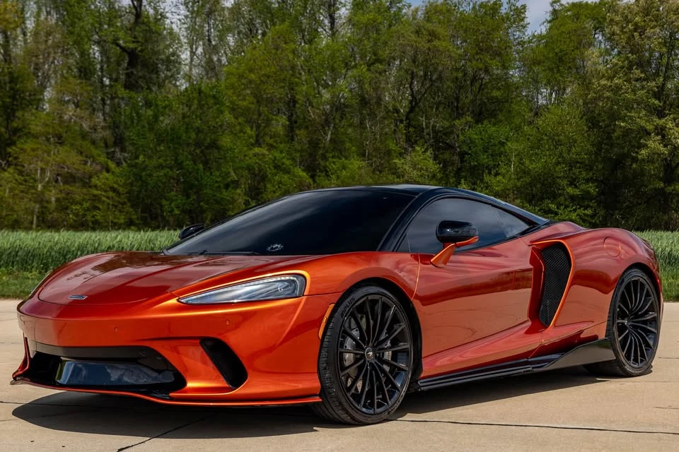 2020 McLaren GT - Image 3 of 15