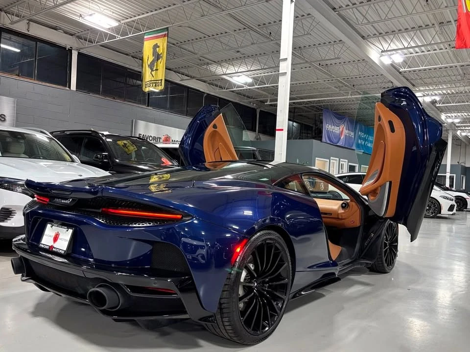 2020 McLaren GT - Image 2 of 20
