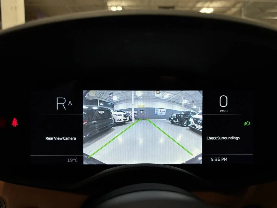 2020 McLaren GT - Image 13 of 17