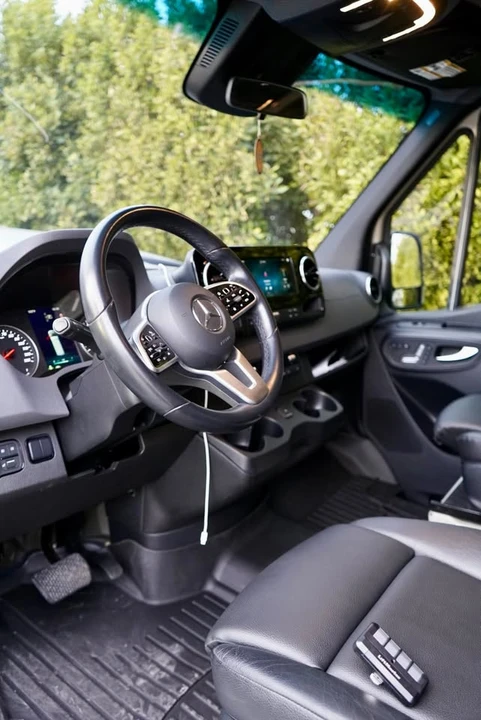 2020 Mercedes-Benz VS30 Sprinter - Image 18 of 18
