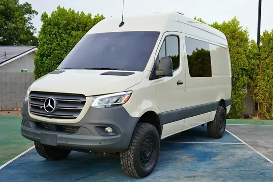 2020 Mercedes-Benz Sprinter 2500 4x4 Crew