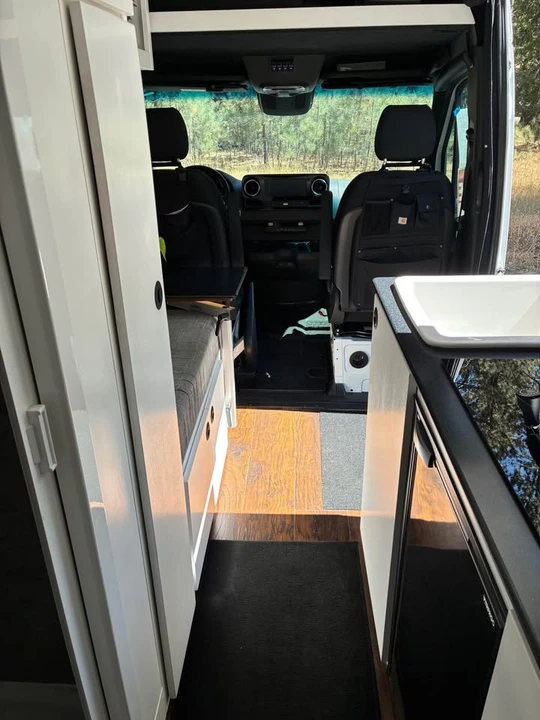 2020 Mercedes-Benz VS30 Sprinter - Image 7 of 20