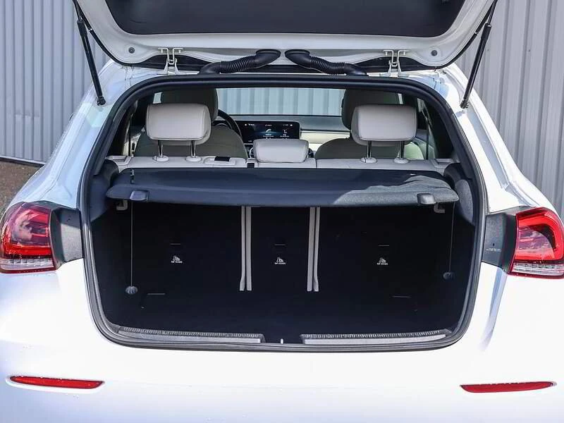 2020 Mercedes-Benz W177 A-Class - Image 7 of 20